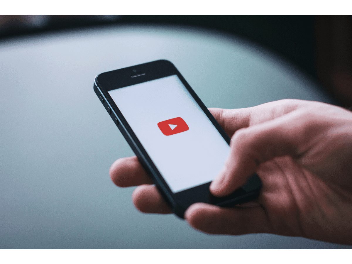 browesing Youtube on iPhone